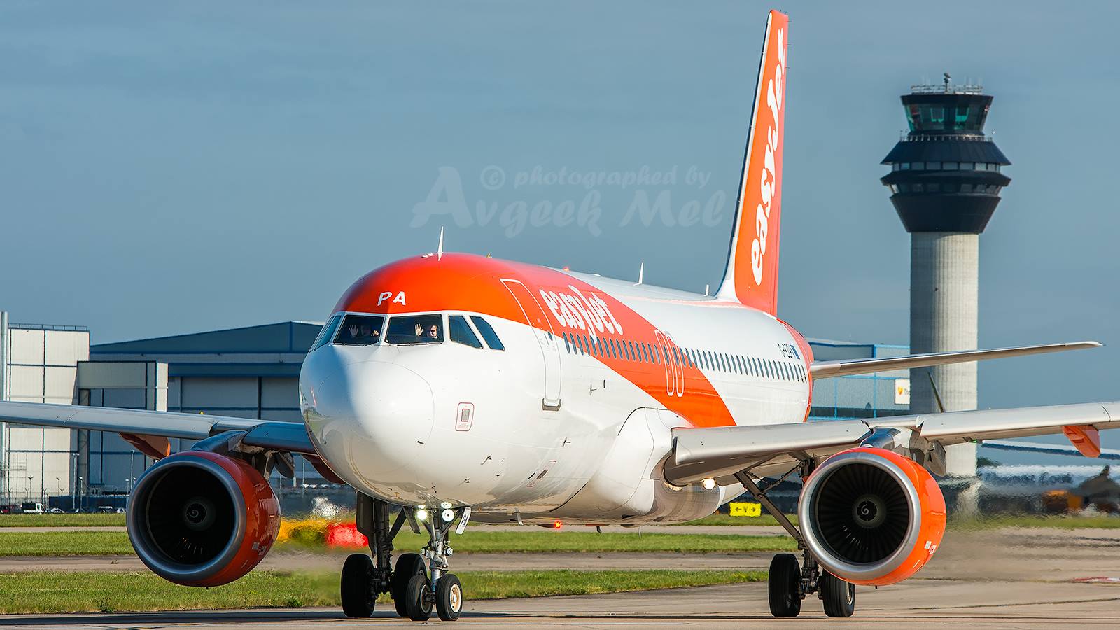 easy jet manchester airport